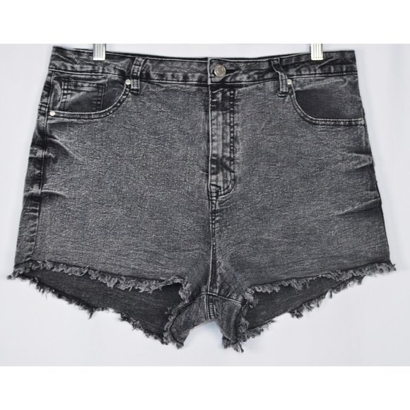 CALI Ultra High Rise Black Acid Wash 5 Pockets Denim Jean Shorts Size 15 - Picture 1 of 5